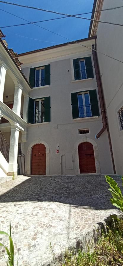 B&B Il Cardinale Rocca di Mezzo Buitenkant foto